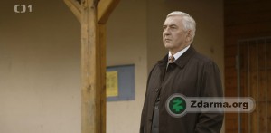 Miroslav Donutil jako Dr. Martin Elinger